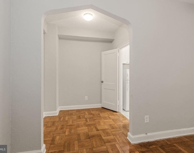 1010 25th Street Nw - Photo Thumbnail 7