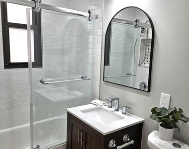 1010 25th Street Nw - Photo Thumbnail 15