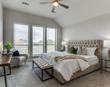 308 Los Olives Ln - Photo Thumbnail 31