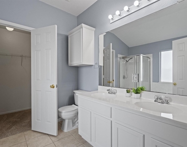 12629 James Polk St - Photo Thumbnail 22