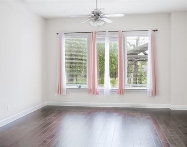 184 Fort Cobb Way - Photo Thumbnail 7