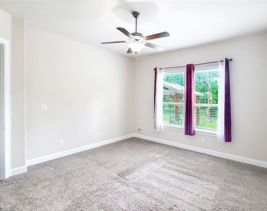 184 Fort Cobb Way - Photo Thumbnail 18