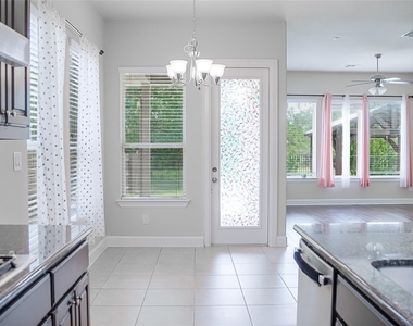 184 Fort Cobb Way - Photo Thumbnail 6