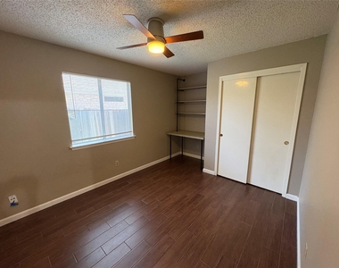 2902 Sabinal Trl - Photo Thumbnail 17