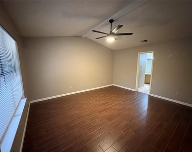 2902 Sabinal Trl - Photo Thumbnail 20
