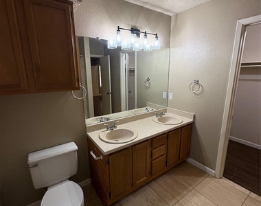 2902 Sabinal Trl - Photo Thumbnail 22