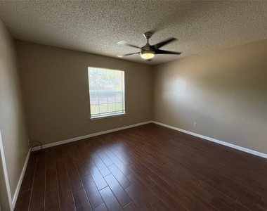 2902 Sabinal Trl - Photo Thumbnail 14