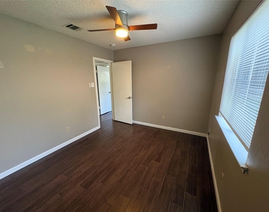2902 Sabinal Trl - Photo Thumbnail 18