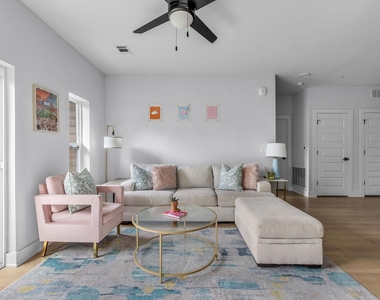 2500 Longview St - Photo Thumbnail 9