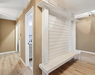 2656 Bradley Ln - Photo Thumbnail 15