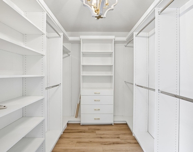 2656 Bradley Ln - Photo Thumbnail 24