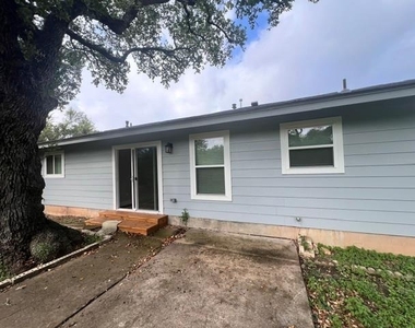 200 Deen Ave - Photo Thumbnail 18