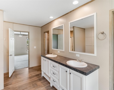 1310 Industrial Blvd - Photo Thumbnail 12