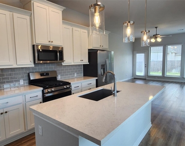 432 Los Olives Ln - Photo Thumbnail 7