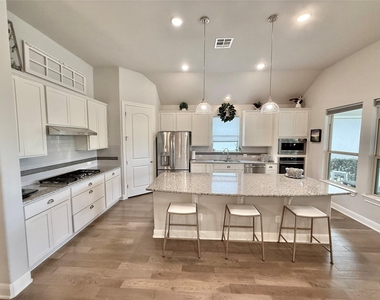 4309 Orange Blossom Pass - Photo Thumbnail 8
