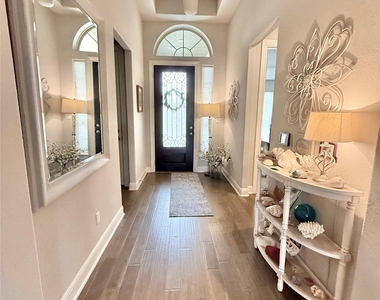 4309 Orange Blossom Pass - Photo Thumbnail 21