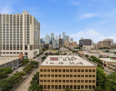 507 Sabine St - Photo Thumbnail 22