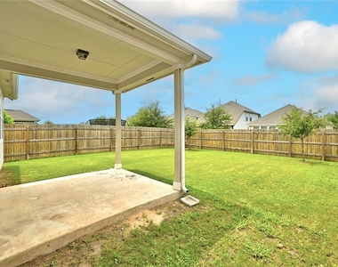 11921 Cimaizon Dr - Photo Thumbnail 15