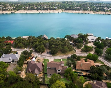 18400 Lakepoint Cv - Photo Thumbnail 33