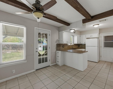 5704 Cedardale Dr - Photo Thumbnail 6