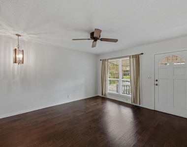 5704 Cedardale Dr - Photo Thumbnail 3