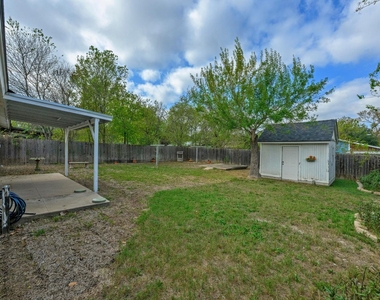 5704 Cedardale Dr - Photo Thumbnail 16