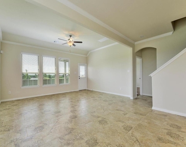 2617 Creeping Vine Ct - Photo Thumbnail 5