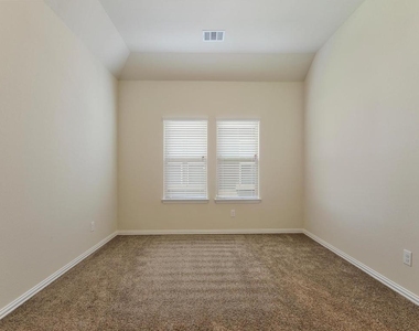 2617 Creeping Vine Ct - Photo Thumbnail 22