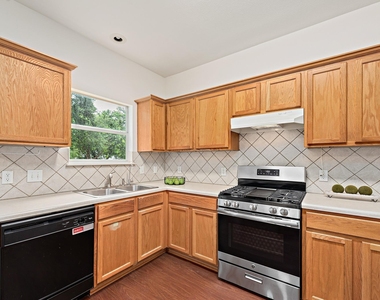3477 Flowstone Ln - Photo Thumbnail 12