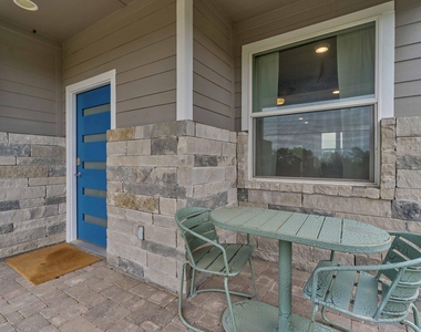 17508 Panorama Dr - Photo Thumbnail 4