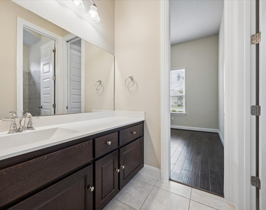 365 Arapaho Dr - Photo Thumbnail 15