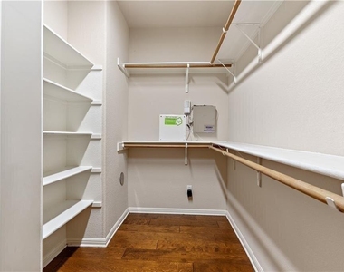 103 Payne Stewart Dr - Photo Thumbnail 14