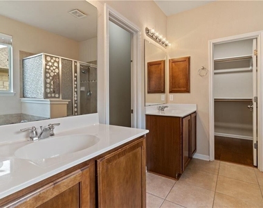 103 Payne Stewart Dr - Photo Thumbnail 15