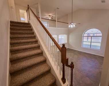 320 Peanut Dr - Photo Thumbnail 18