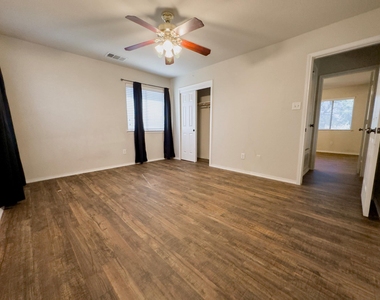 320 Peanut Dr - Photo Thumbnail 26
