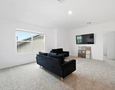 208 Golden Grove Pkwy - Photo Thumbnail 6