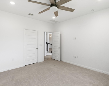 7220 Poulain Dr - Photo Thumbnail 23