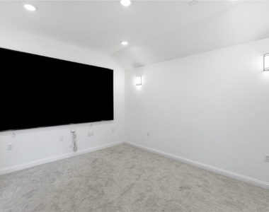 7220 Poulain Dr - Photo Thumbnail 21