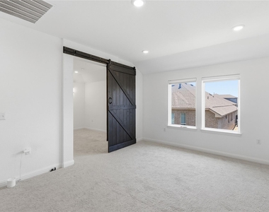 7220 Poulain Dr - Photo Thumbnail 25