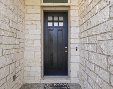 7220 Poulain Dr - Photo Thumbnail 4