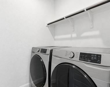 7220 Poulain Dr - Photo Thumbnail 30