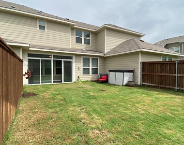 351 Madison Oaks Ave - Photo Thumbnail 25