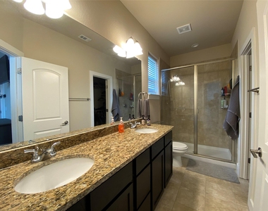 351 Madison Oaks Ave - Photo Thumbnail 31