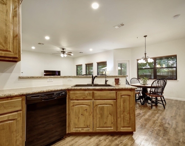 2251 Hazelwood Dr - Photo Thumbnail 6