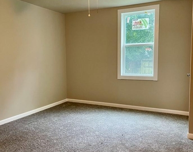 806 Central Ave - Photo Thumbnail 6