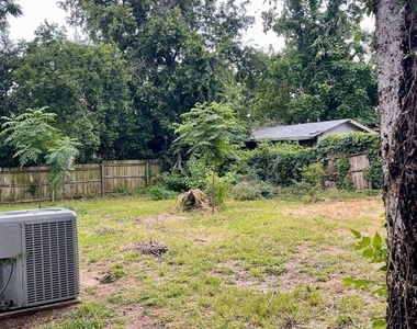 806 Central Ave - Photo Thumbnail 14