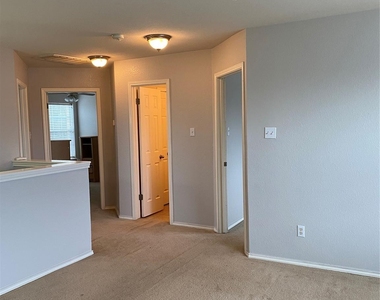 11541 Sunny Creek Ln - Photo Thumbnail 13