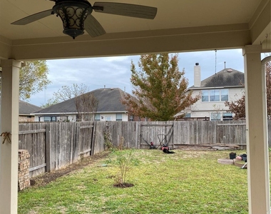 11541 Sunny Creek Ln - Photo Thumbnail 22