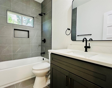 15113 N Flamingo Dr - Photo Thumbnail 19