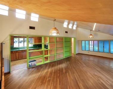 1806 Alta Vista Ave - Photo Thumbnail 4